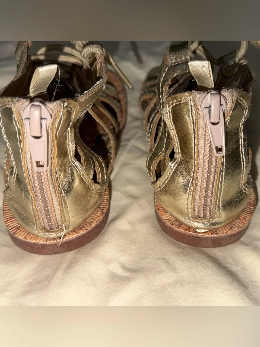 Toddler Girls Oshkosh Bgosh Gold Gladiator Lace Up Back Zip Sandals Flat Sz 11
